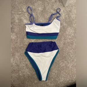 BEACH RIOT SET Top S Bottom XS